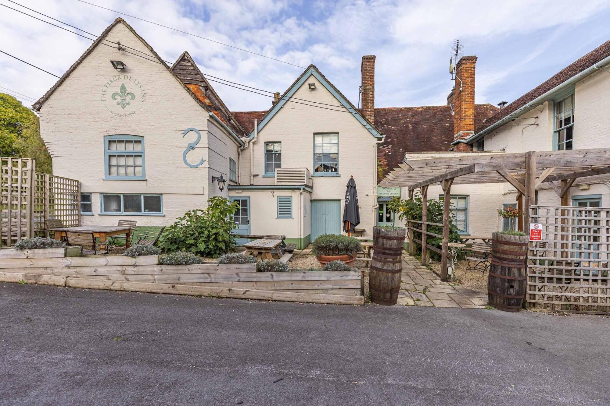 The Fleur De Lys Hotel Cranborne Eksteriør billede