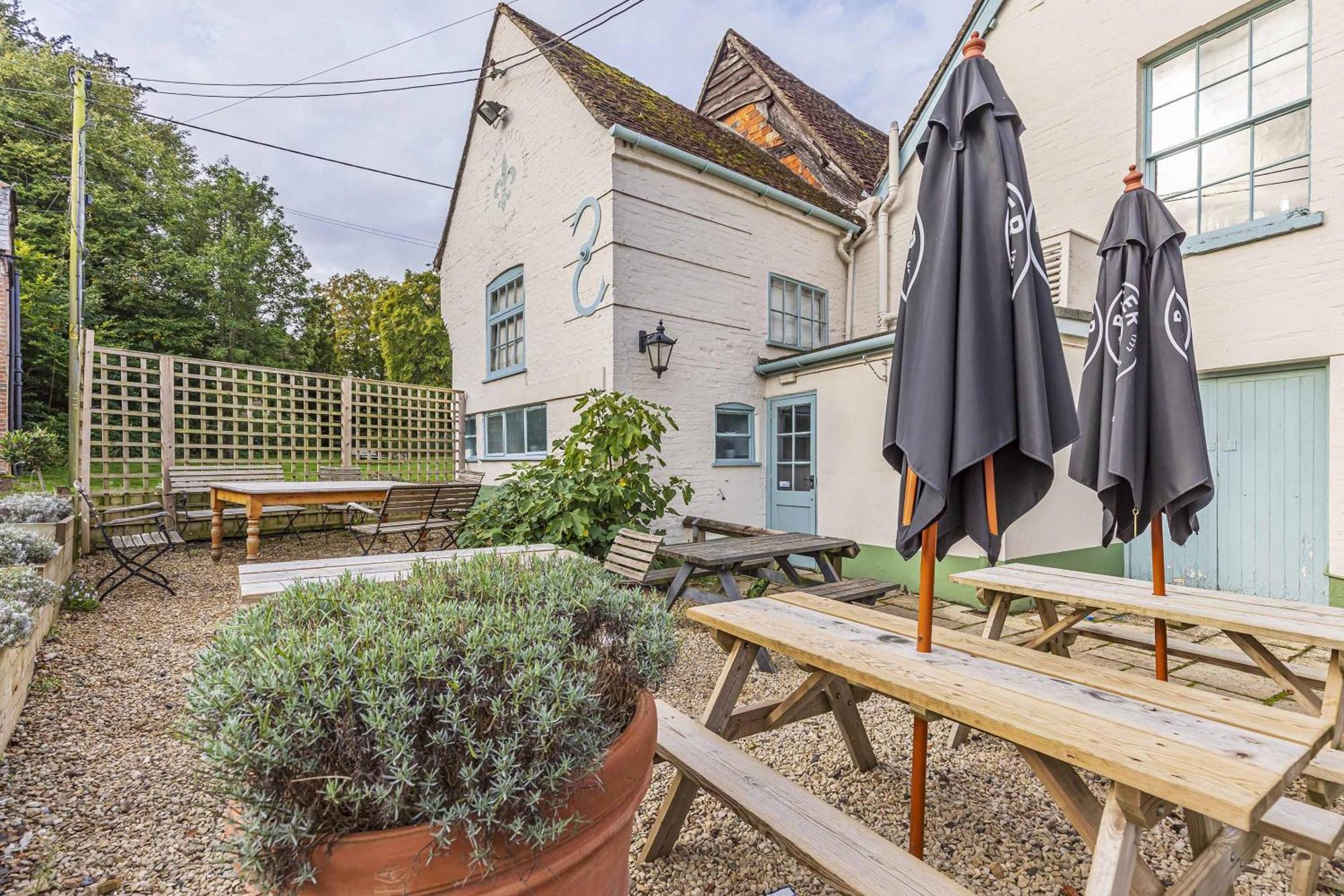 The Fleur De Lys Hotel Cranborne Eksteriør billede