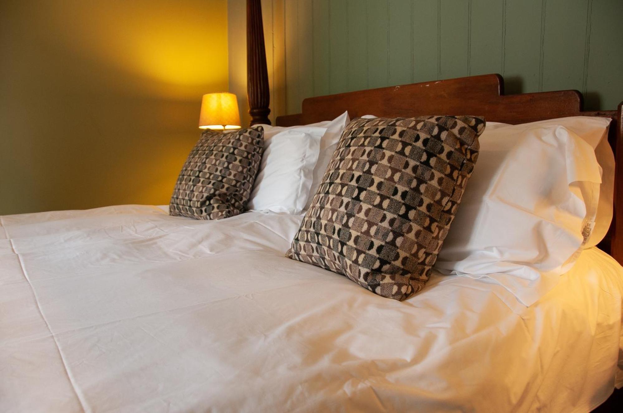 The Fleur De Lys Hotel Cranborne Eksteriør billede